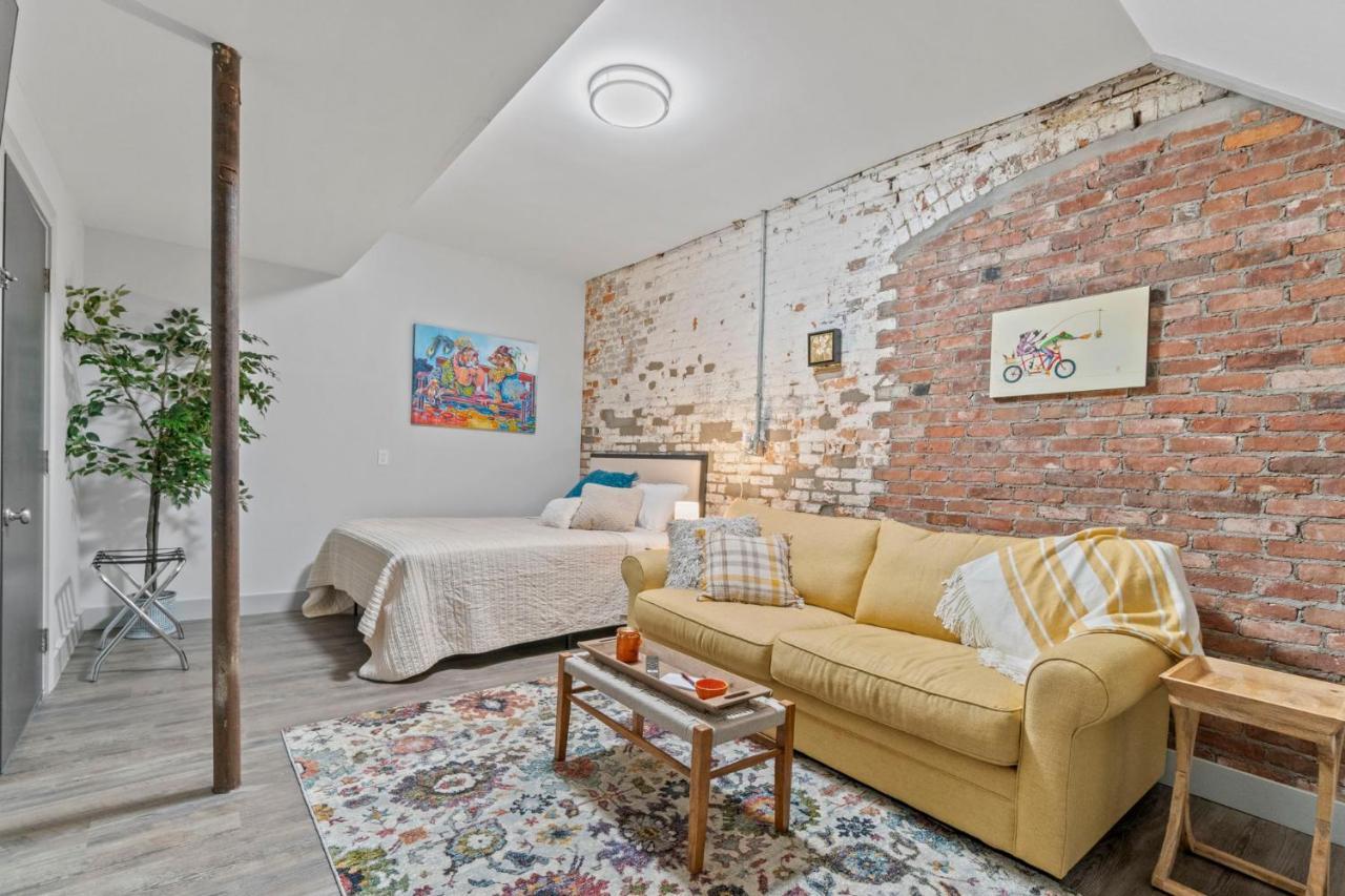 The 418. An 1866 Build With Modern Comforts Fort Wayne Exterior foto